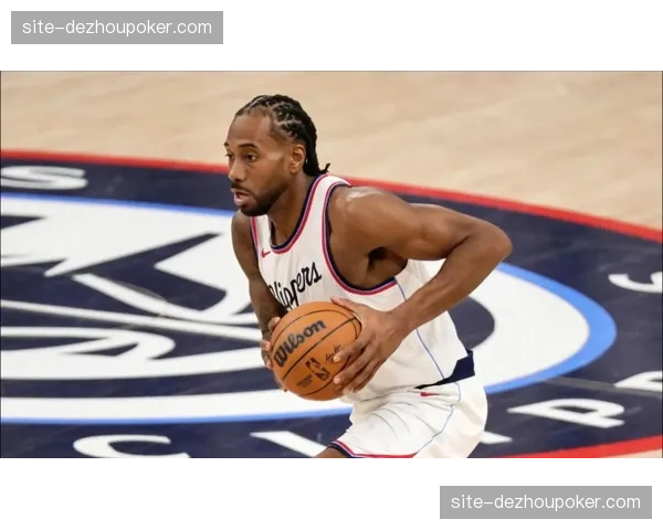 快船三分低迷惨败骑士 伦纳德25分难掩全队24次失误 快船三分低迷惨败骑士 伦纳德25分难掩全队24次失误